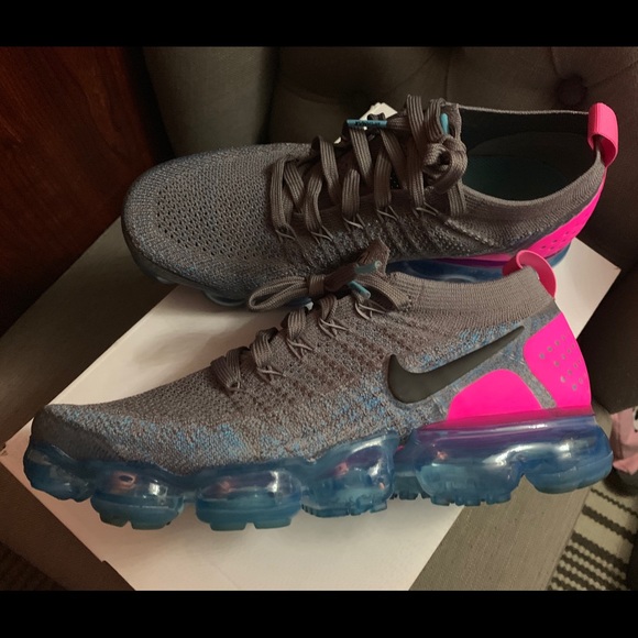 nike vapormax size 7.5